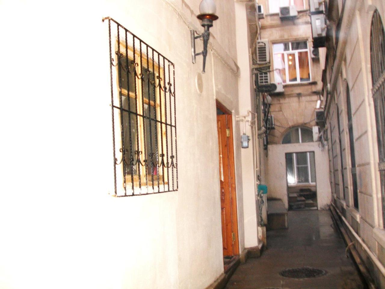 Apartment In Old City Baky Esterno foto